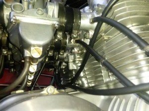 Equilibratura carburatori Honda CB 500 Four 3