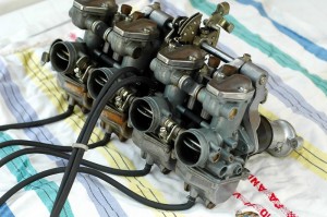revisione carburatori honda cb500 four -15