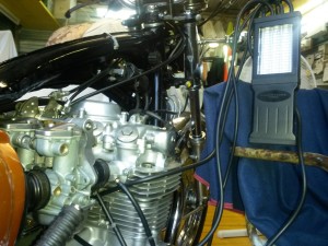 Equilibratura carburatori Honda CB 500 Four 4